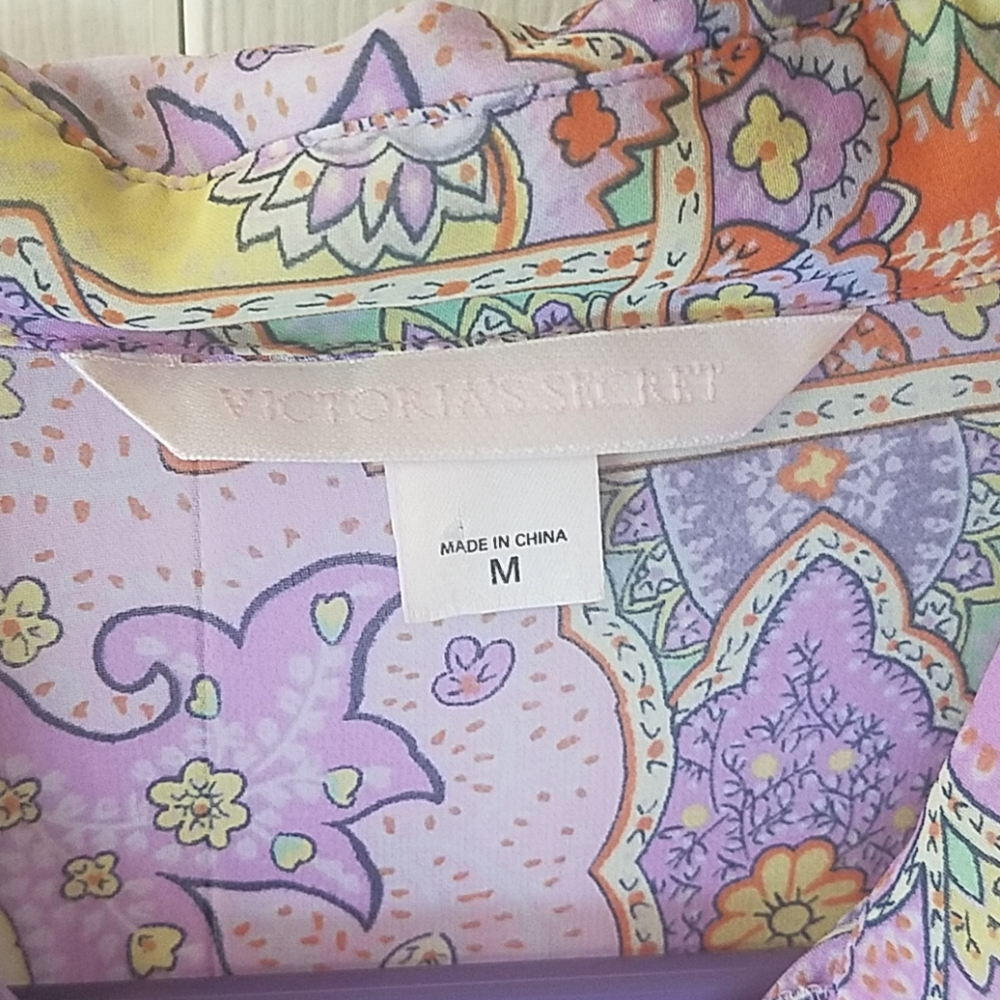 Victoria's Secret Scalloped Top size M - Picture 4 of 6